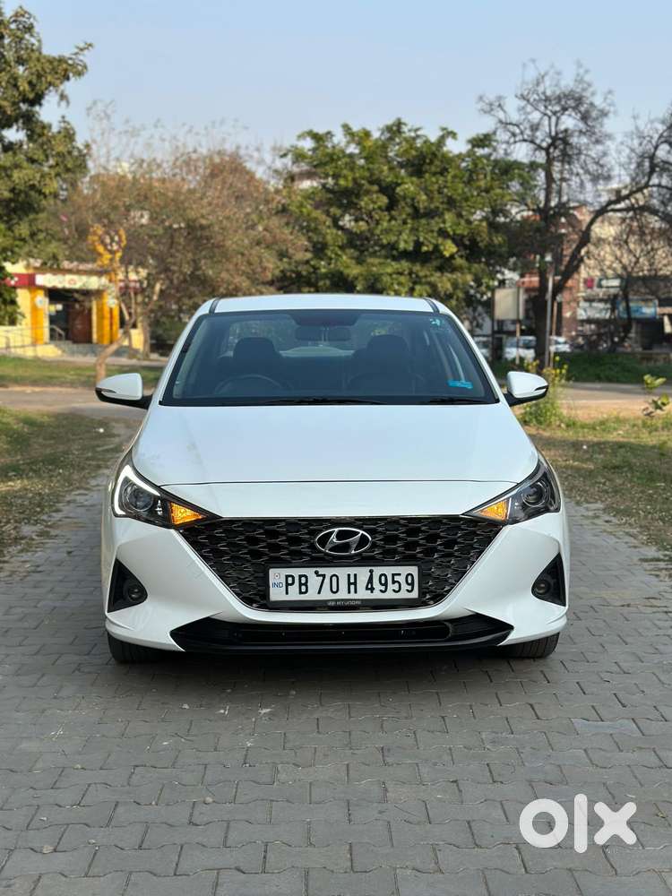 Hyundai Verna 1.5 S Plus Diesel Mt, 2022, Diesel