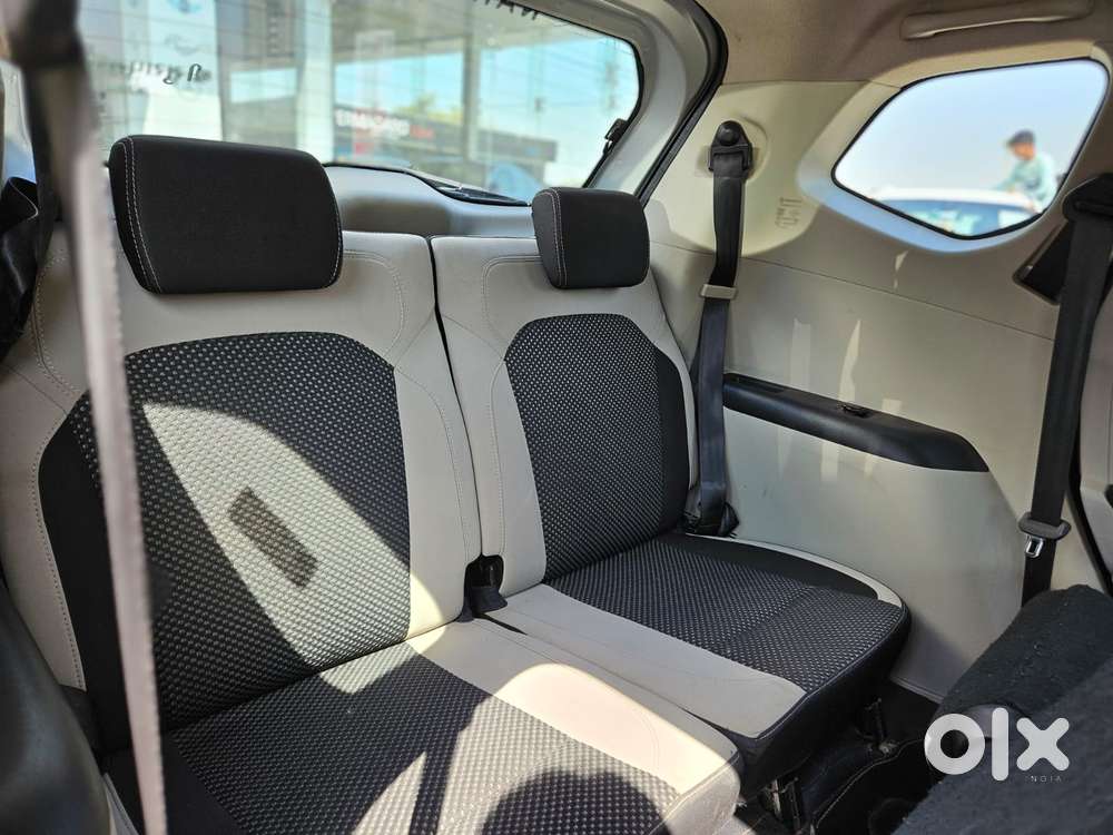 Renault Triber Rxz Easy-r Amt, 2020, Petrol