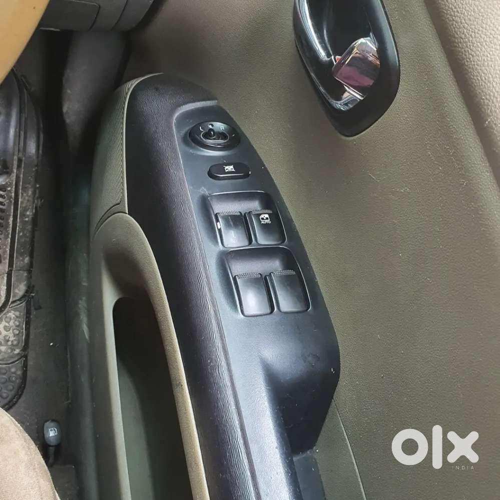 Urgent Sale I10 Sportz 2012 Only 1st Owner And 49000 Km Driven