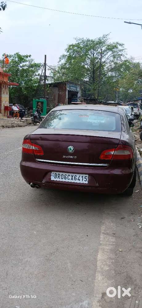 Skoda Superb 2012 Petrol 67000 Km Driven