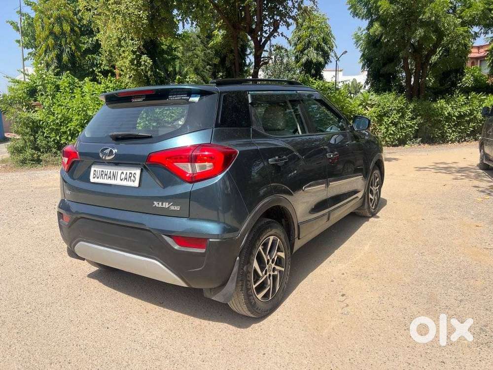 Mahindra Xuv300 W8 Option, 2022, Petrol