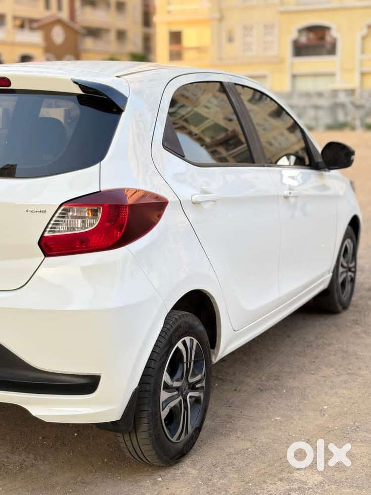 Tata Tiago 1.2 Revotron Xt Cng, 2023, Cng & Hybrids