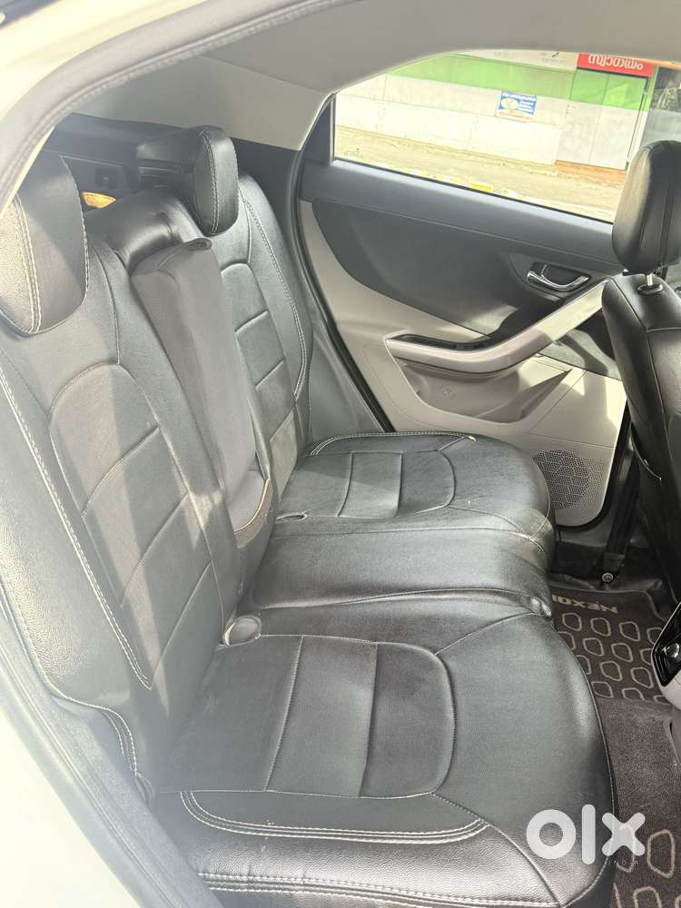 Tata Nexon 1.2 Revotron Xza Plus Dualtone, 2019, Petrol