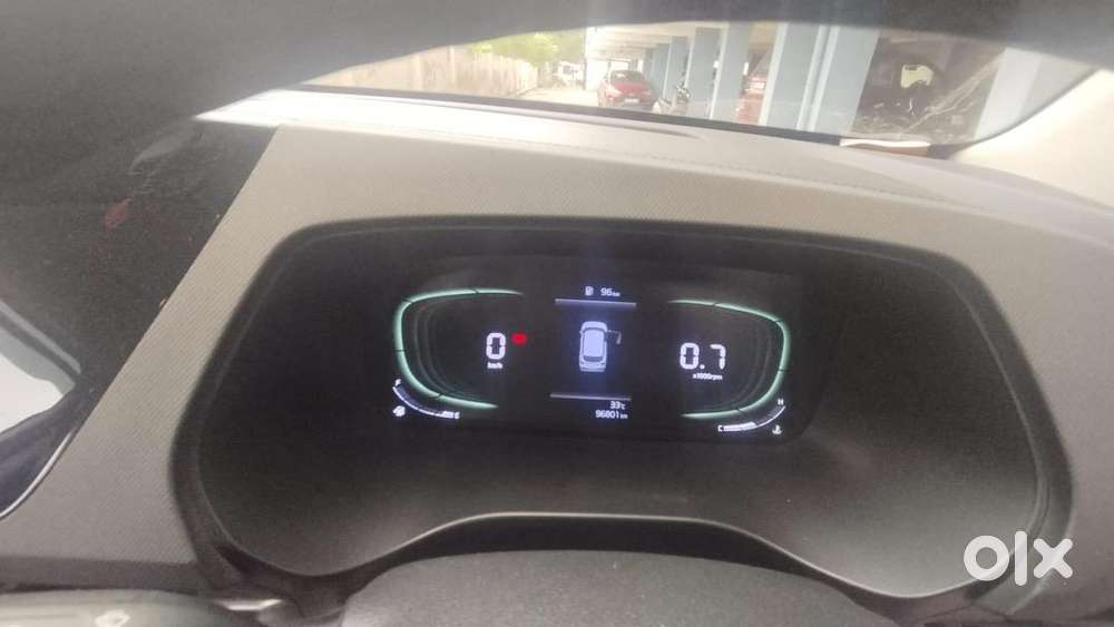 Kia Carens 2022 Petrol Well Maintained