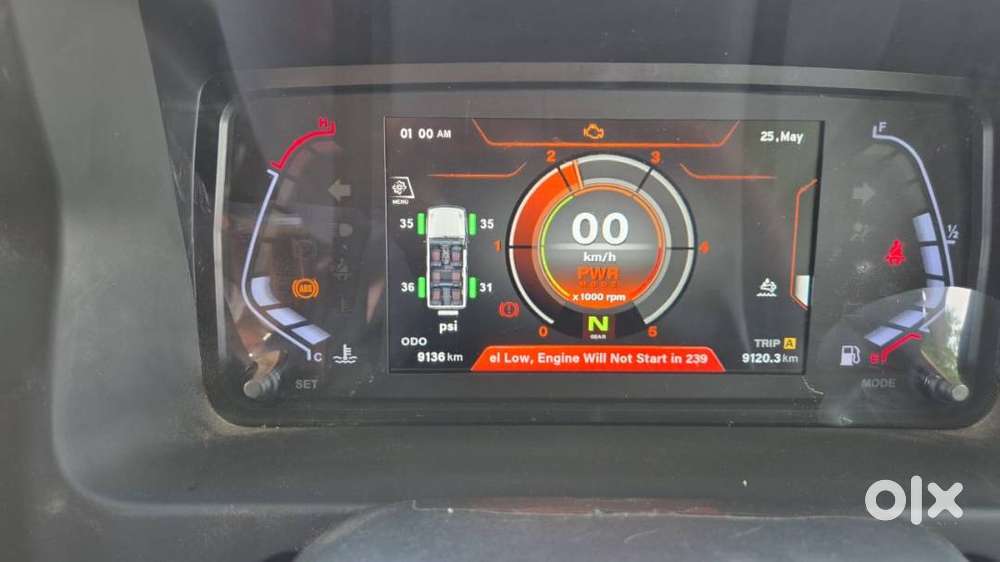 Force Gurkha 4x4 (2026) – Like New Condition  Diesel  7 Seater