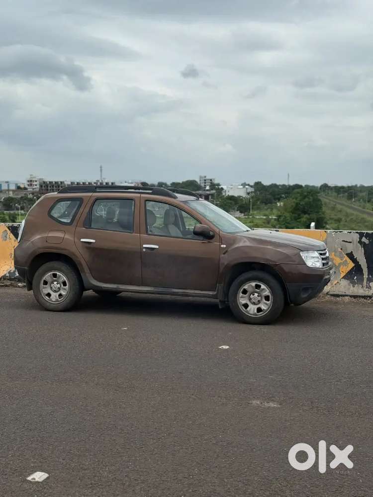 Renault Duster Petrol 2013