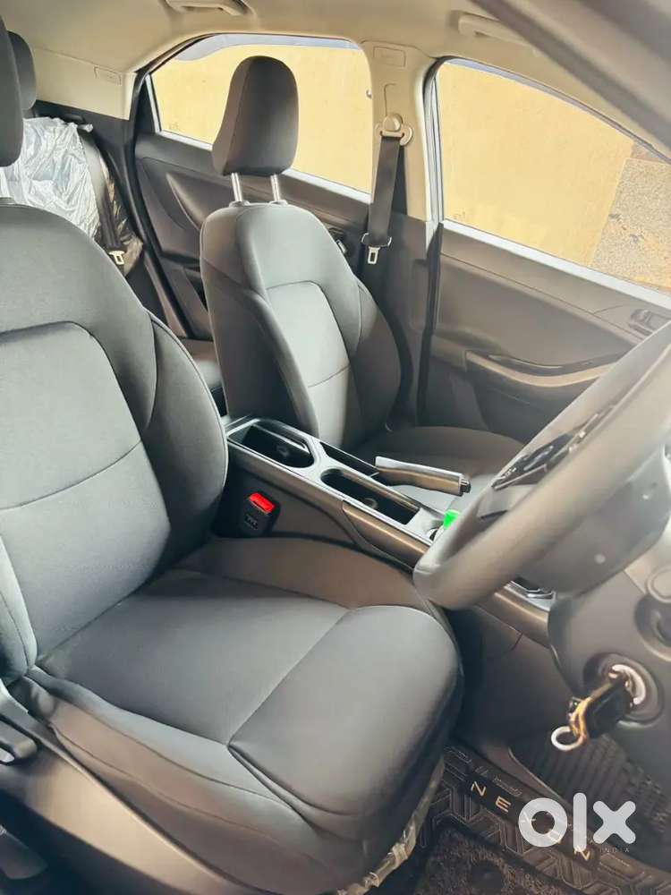 Brand New Tata Nexon Smart Plus Cng & Hybrid For Sale