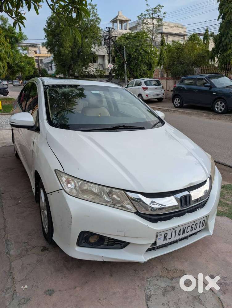 Honda City Vx Cvt Automatic 2016 Petrol - 100% Honda Serviced