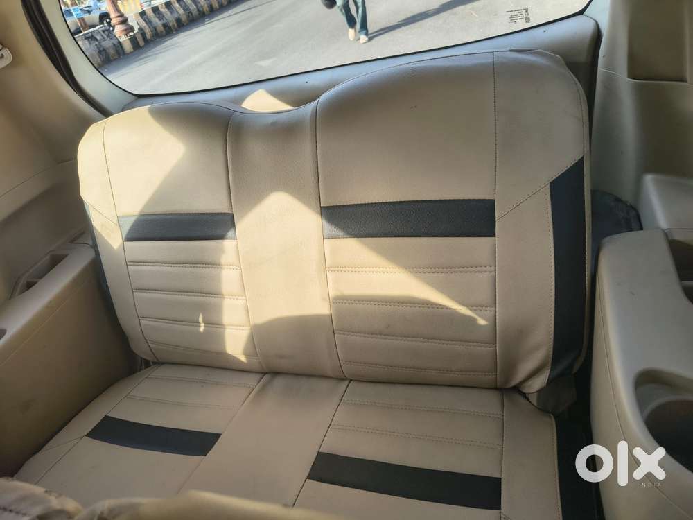 Maruti Suzuki Ertiga Lxi, 2016, Cng & Hybrids