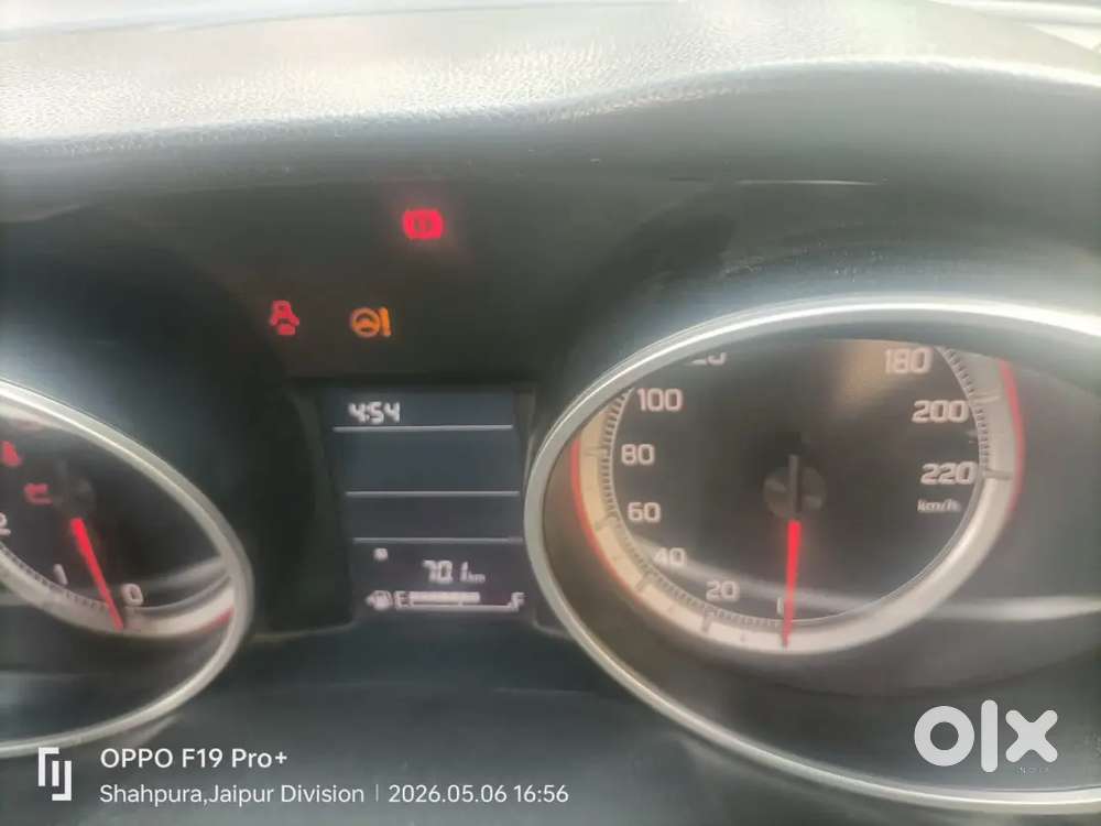 Maruti Suzuki Swift 2022 Petrol 55000 Km Driven