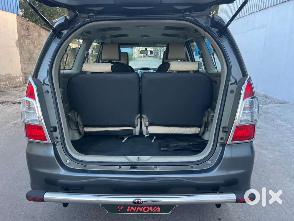 Toyota Innova 2.5 V 7 Str, 2013, Diesel