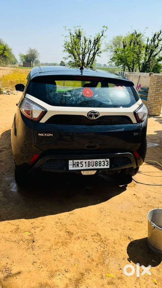 Tata Nexon 2018 Petrol 60000 Km Driven