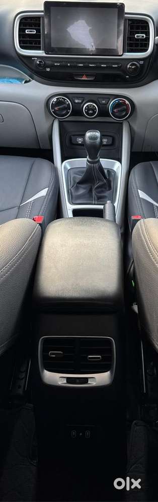 Hyundai Venue S, 2022, Petrol