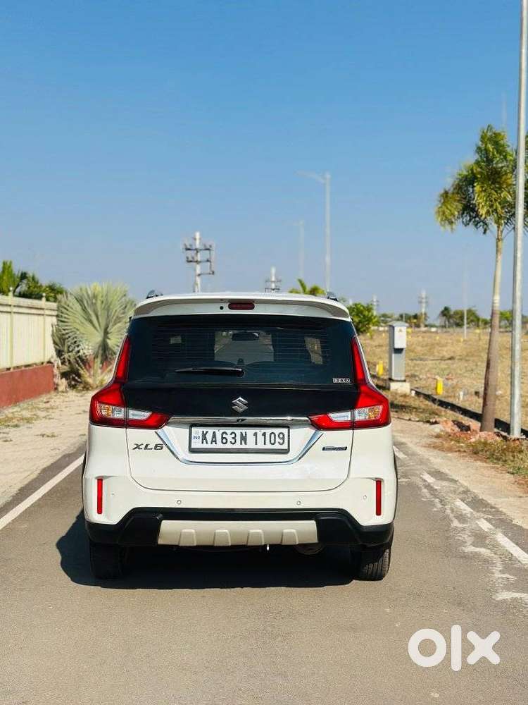 Maruti Suzuki Xl6 1.5 Zeta Mt, 2022, Petrol