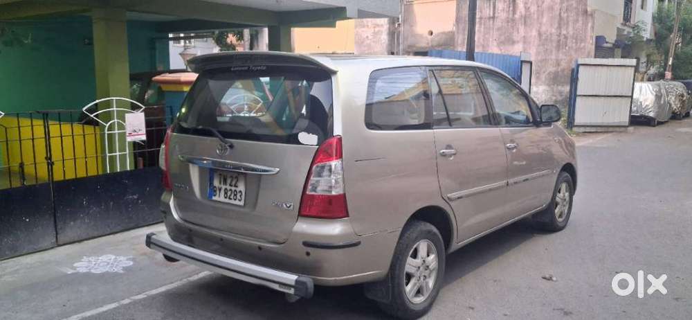 Toyota Innova 2.5 V 7seater Crysta Edition, 2008, Diesel