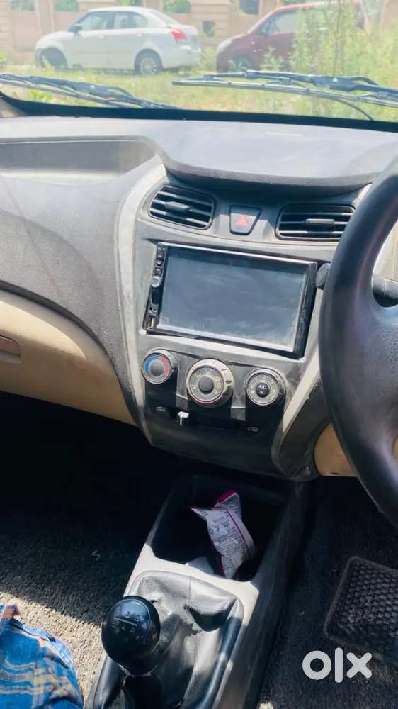 Hyundai Eon 12
