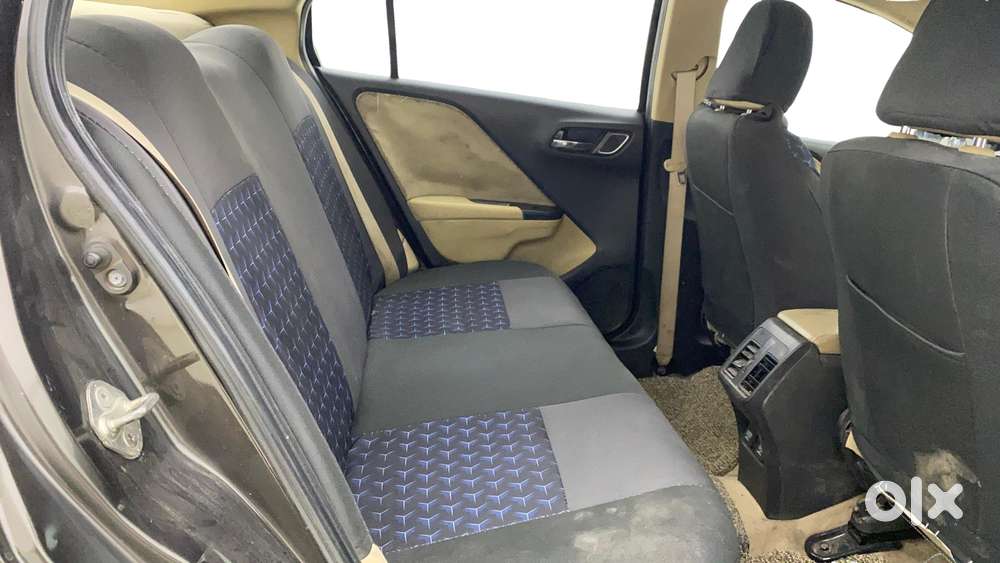 Honda City I-vtec V, 2018, Petrol