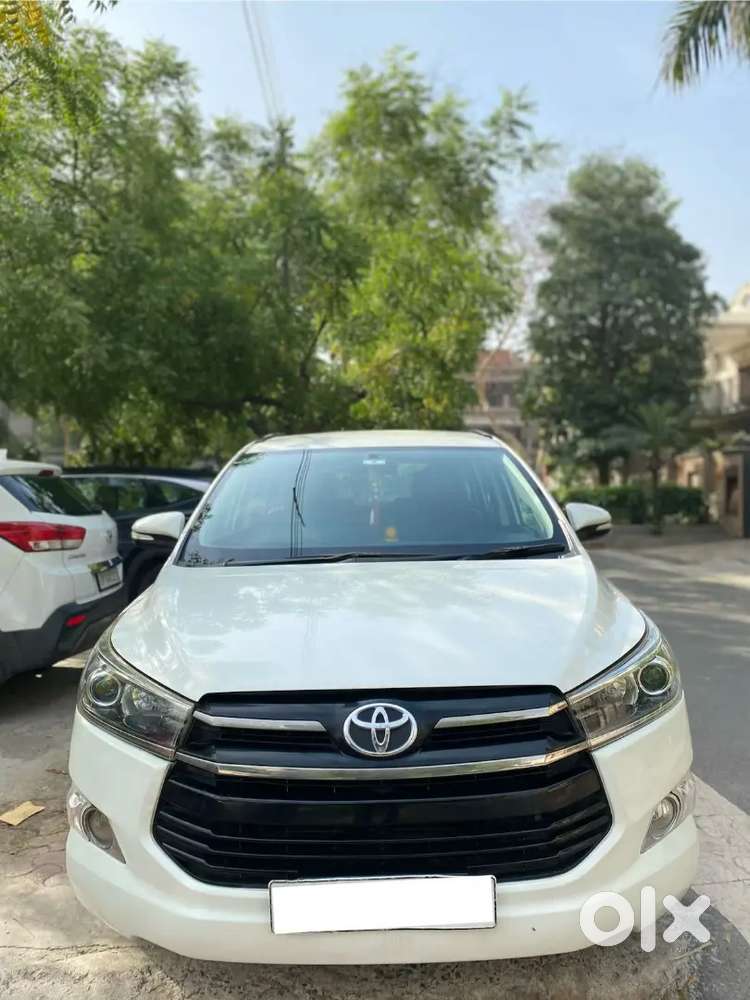 Toyota Innova Crysta Touring Sport 2017