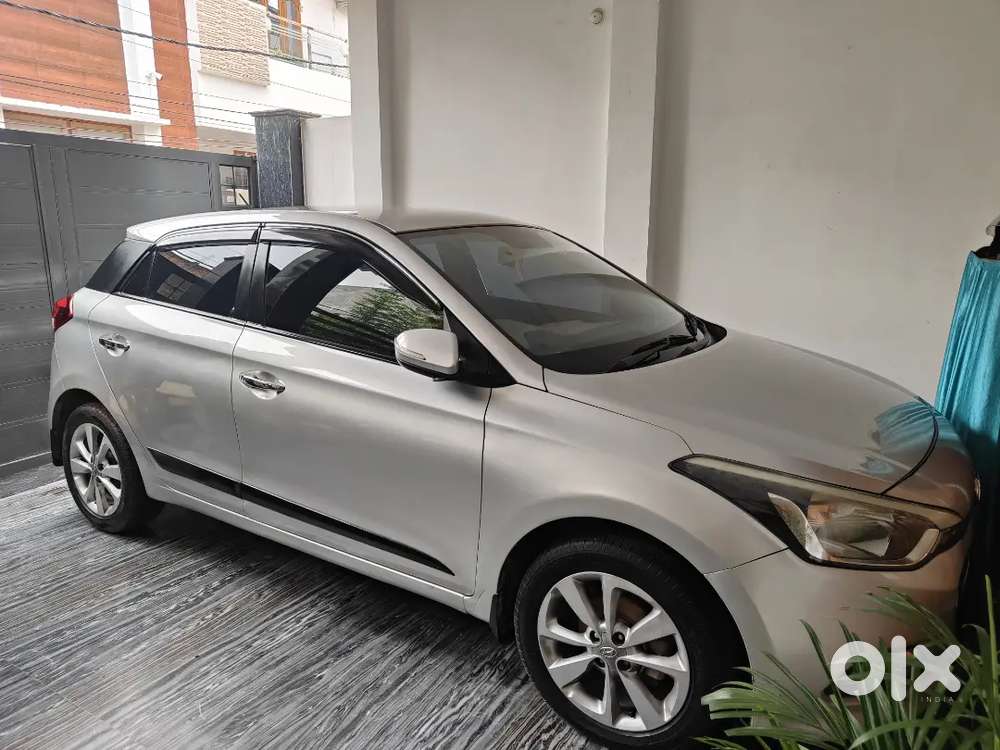 Hyundai Elite I20 Sportz (o) /diesel/2015/82000km Driven.