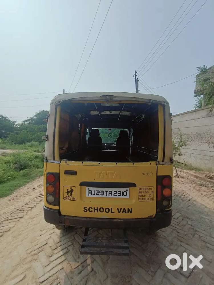 Tata Magic Model 2014