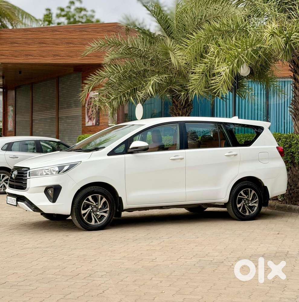 Toyota Innova Crysta [2020-ongoing] 2.7 Gx Mt 8 Str, 2021, Diesel