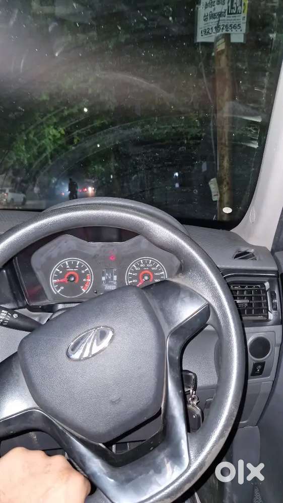 Mahindra Suv Car Kuv 100 Petrol+cng 2018,bumber To Bumber Original
