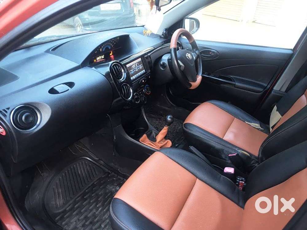 Toyota Etios Cross, 2015, Petrol