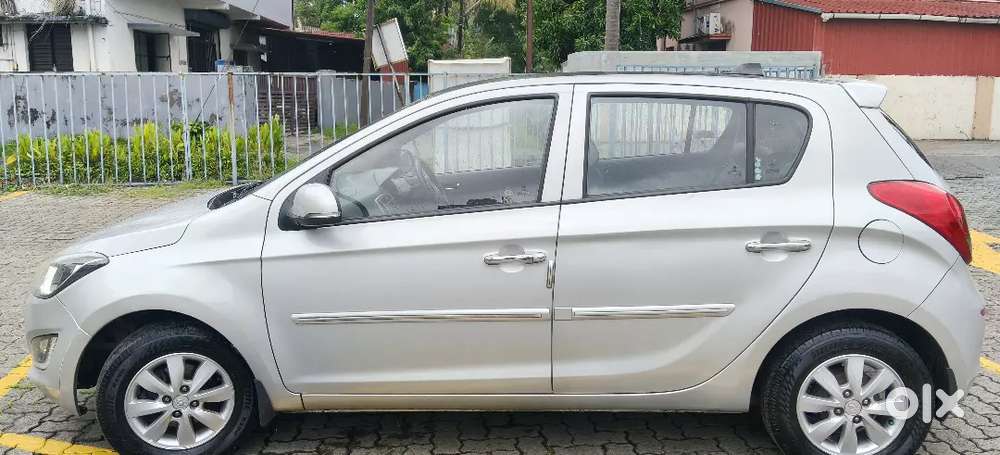Hyundai I20 2014 Petrol 75000 Km Driven