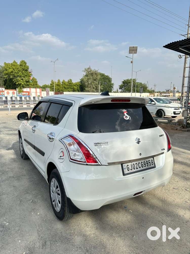 Maruti Suzuki Swift 2017 Diesel 113000 Km Driven