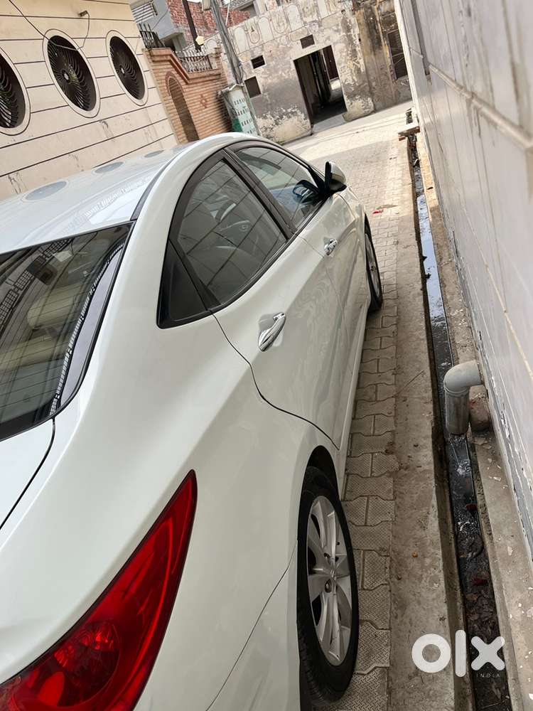 Hyundai Fluidic Verna Diesel 2012 Automatic ,push Button Start, All Ok