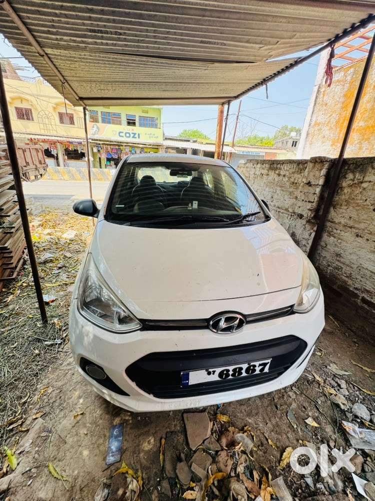 Hyundai Grand I10 2015 Petrol Well Maintained