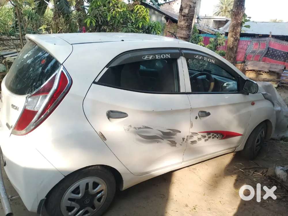 Hyundai Eon Magna 2012