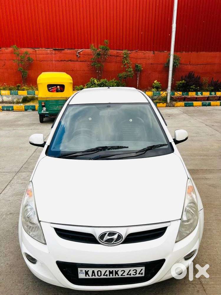 Hyundai I20 2009-2011 Asta, 2012, Diesel