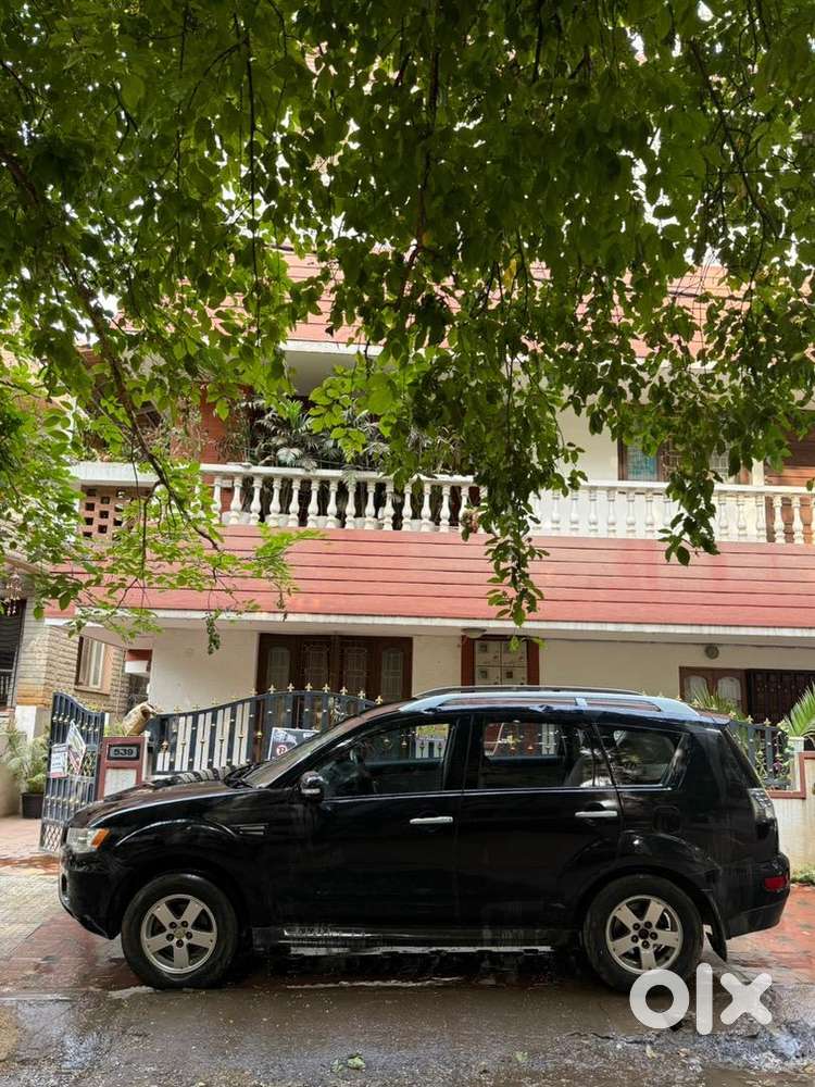 Mitsubishi Outlander 2010