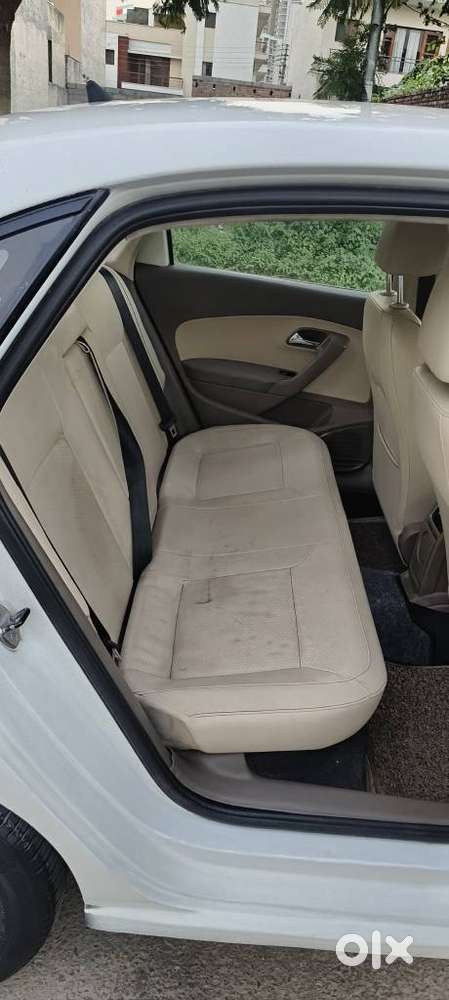 Skoda Rapid 1.5 Tdi At Ambition With Alloy Wheel, 2015, Diesel