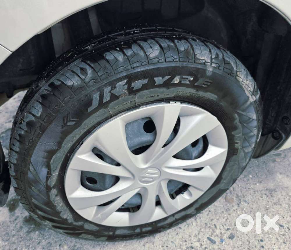 Maruti Suzuki Swift Vvt Vxi, 2021, Petrol