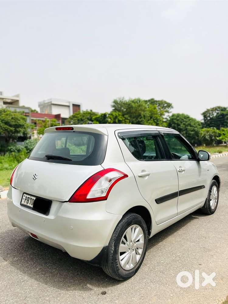 Maruti Suzuki Swift Zdi Plus, 2017, Diesel