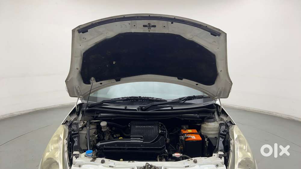 Maruti Suzuki Swift Vvt Vxi, 2016, Petrol
