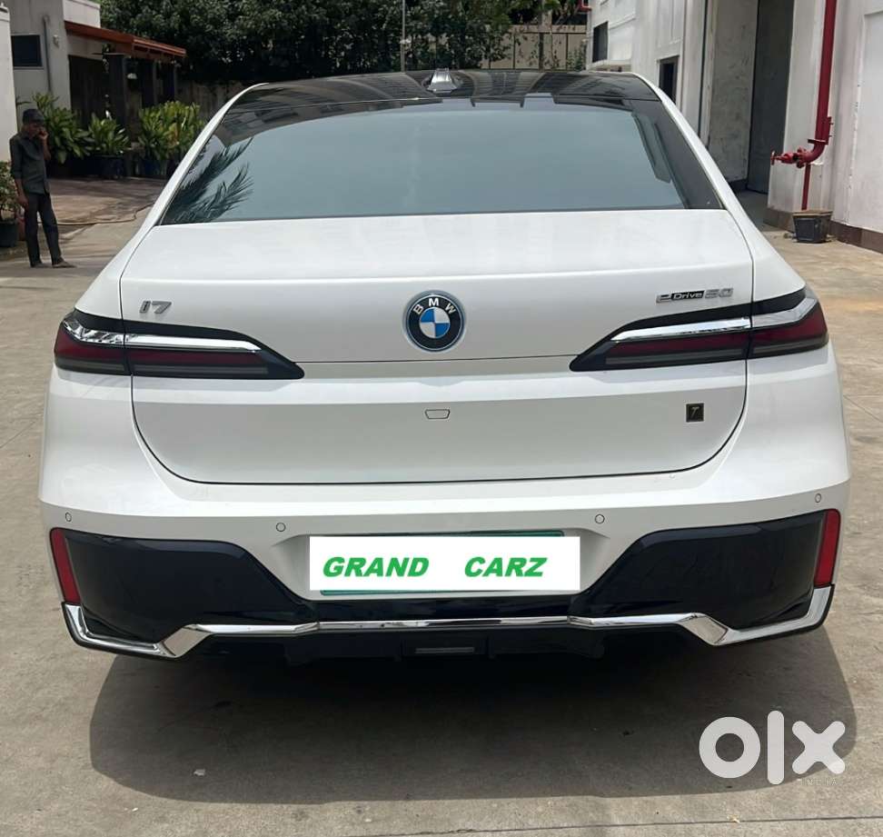 Bmw I7 Xdrive60, 2024, Electric