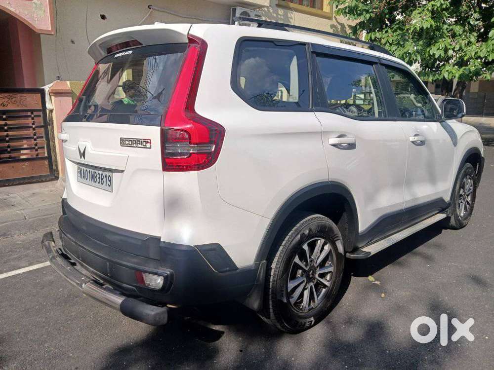 Mahindra Scorpio-n 2.0 Z4 Petrol Mt 7 Str, 2024, Petrol