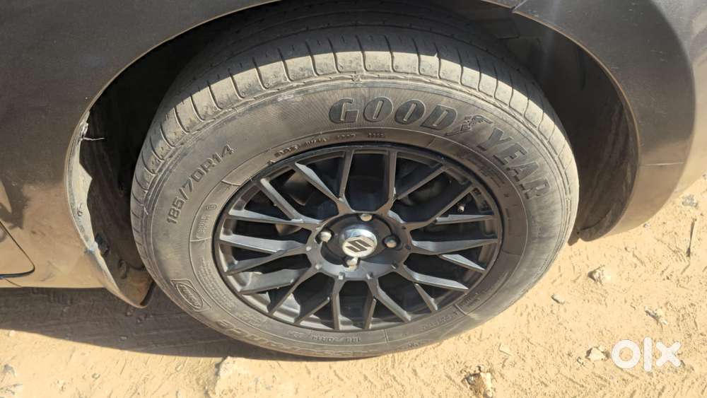 Maruti Suzuki Swift Vxi + Manual, 2022, Petrol