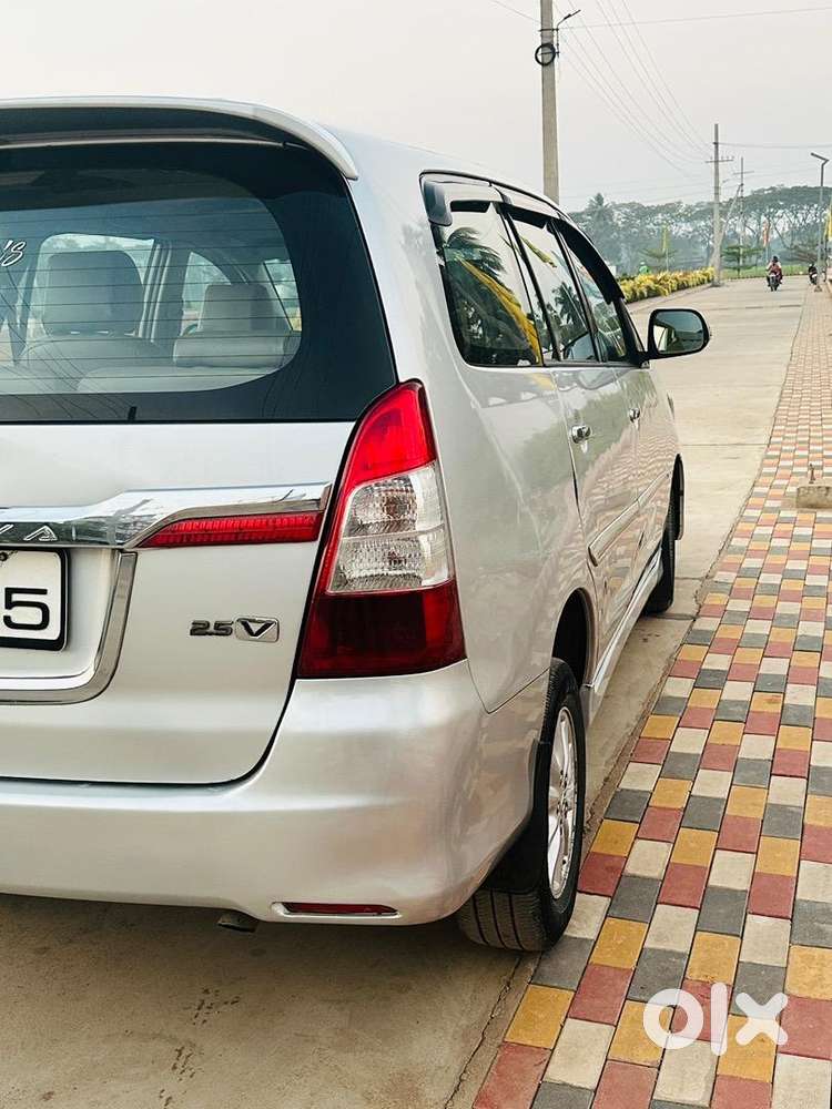 Toyota Innova 2013 Diesel 206000 Km Driven