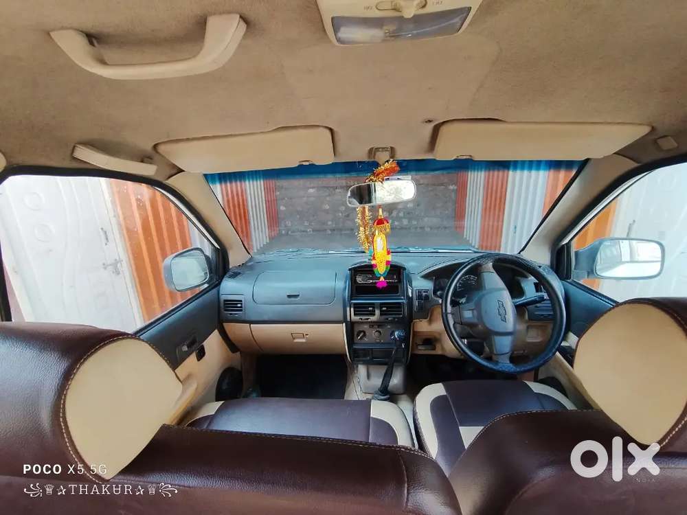 Chevrolet Tavera Neo 2012 Diesel 180000 Km Driven