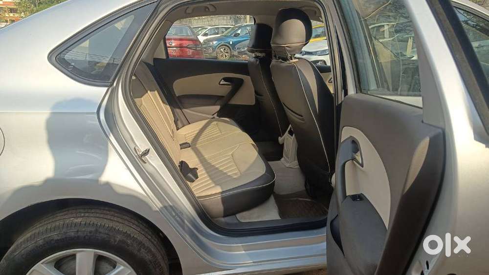 Volkswagen Vento 2010-2013 Petrol Highline, 2012, Petrol