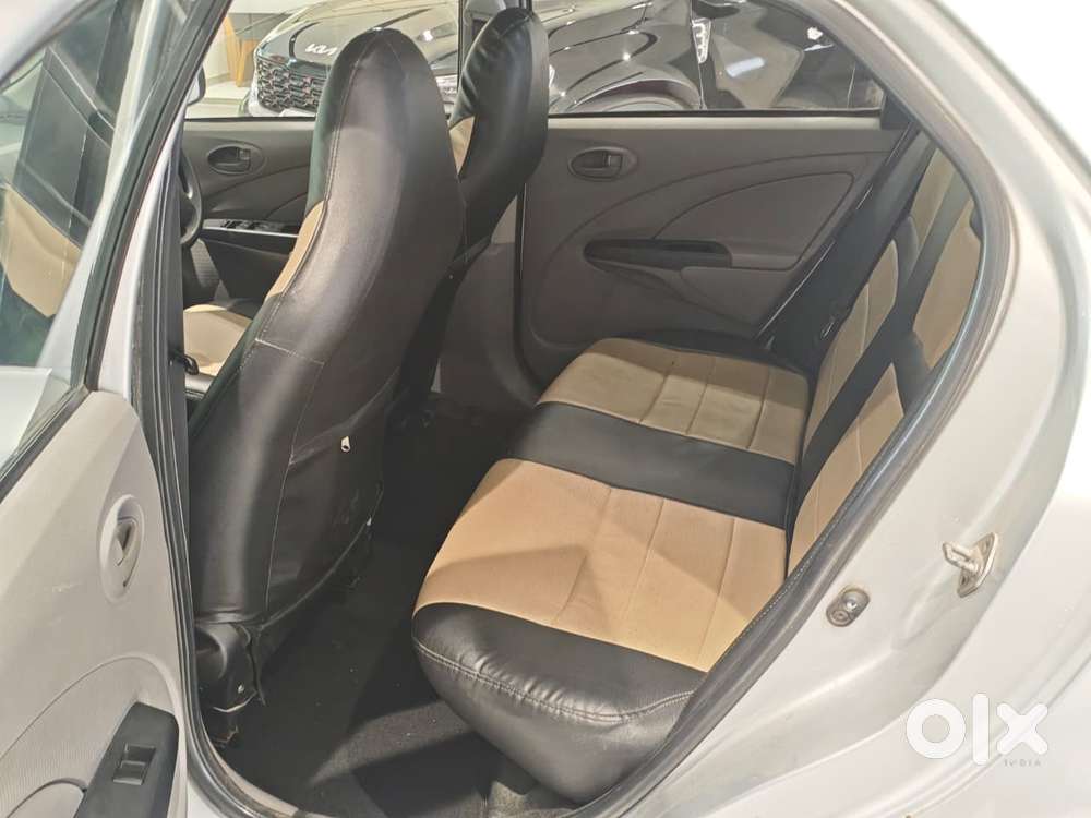 Toyota Etios 2010-2012 G, 2011, Diesel