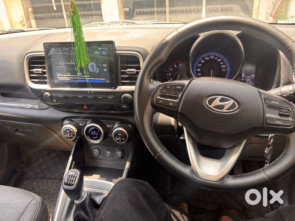 Hyundai Venue 2020 Diesel 40000 Km Driven