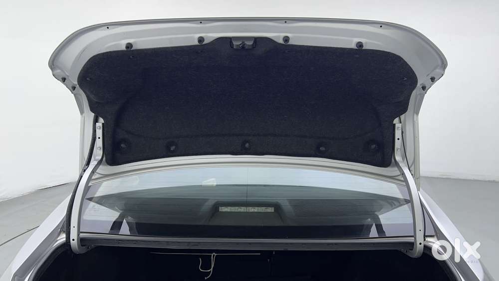 Toyota Corolla Altis 2013-2017 Vl At, 2014, Petrol