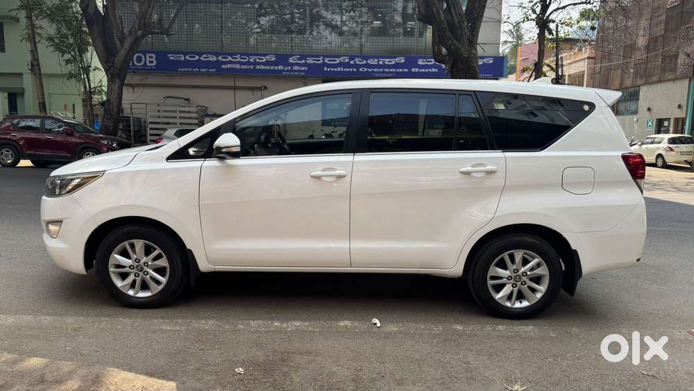 Toyota Innova Crysta 2.8 Gx At 7 Str, 2016, Diesel