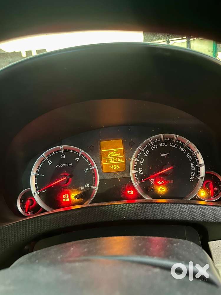 Maruti Suzuki Swift Dzire 2016 Diesel 1st Owner