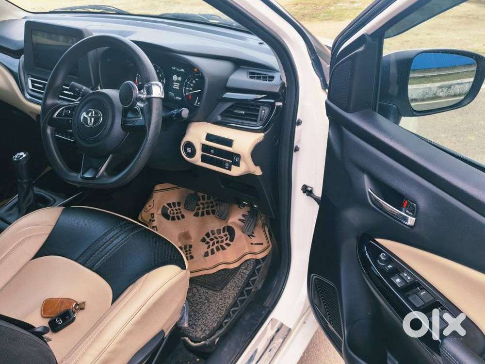 Toyota Glanza G(mt) Sg, 2023, Petrol